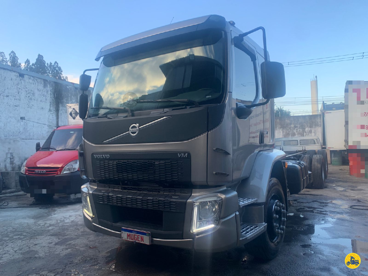 CAMINHAO VOLVO VOLVO VM 270 Chassis Truck 6x2 Mugen Caminhões GUARULHOS SÃO PAULO SP